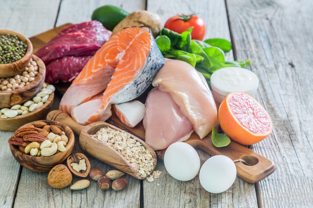 Alternar alimentos con proteínas y carbohidratos para bajar de peso